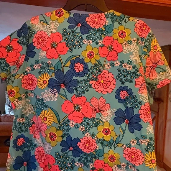 Cherokee Floral Print Scrub Top - Multicolor - Picture 4 of 4